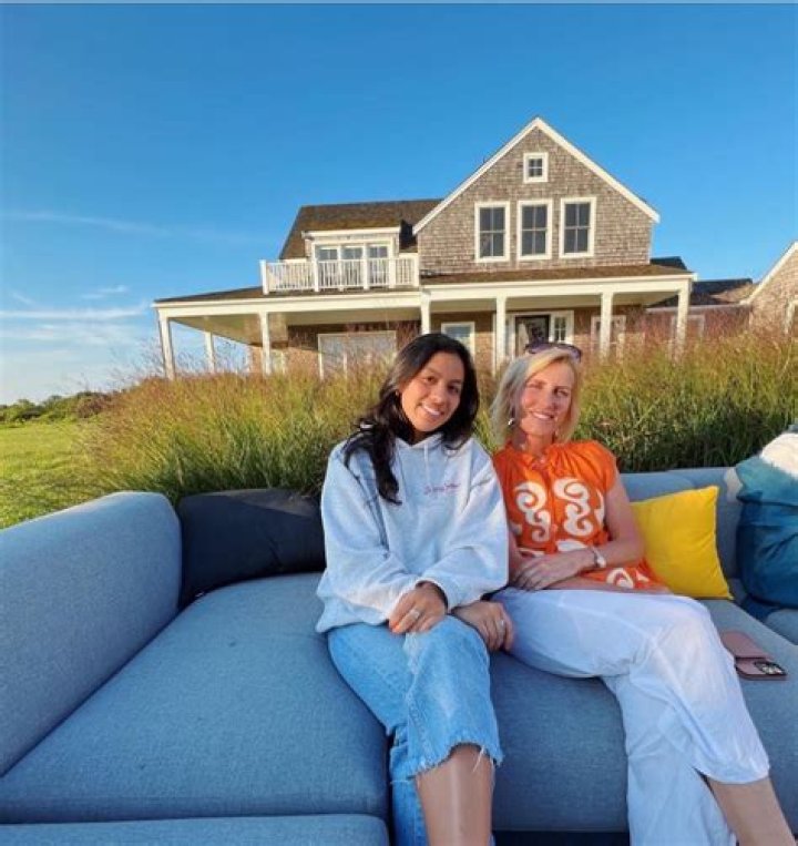 A Deep Dive Into Laura Davies' Partner