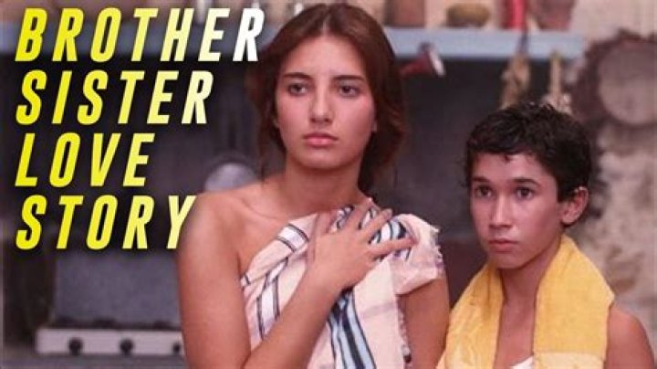 Exploring The Family Bond In 'Brothers & Sisters'