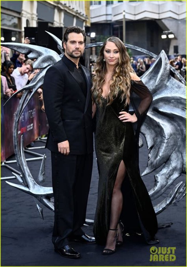 Henry Cavill's Girlfriend: How Old Is She?