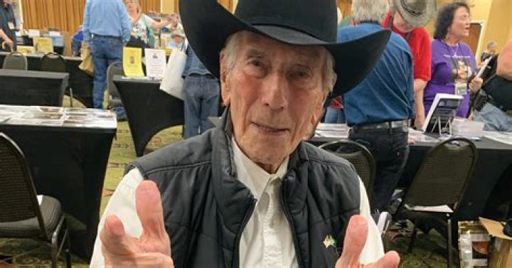 Uncover The Extraordinary Life And Career Of Robert Fuller