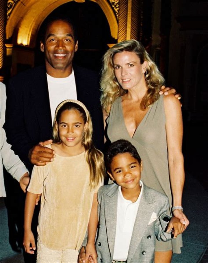 Unraveling The Story Of Sydney Simpson, The Enigmatic Daughter