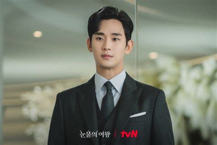 Unveiling The Enigmatic Love Life Of Kim Soo Hyun: Unraveling The Mysteries