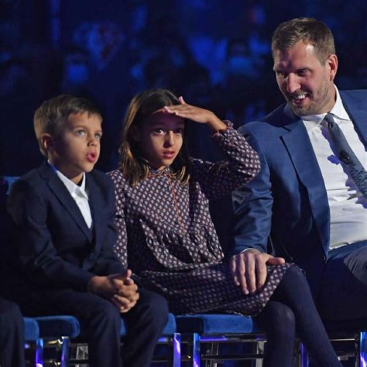 Unveiling The Enigmatic Woman Behind Dirk Nowitzki's Success