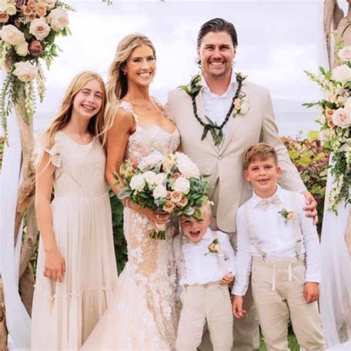 Who Is She Married To?